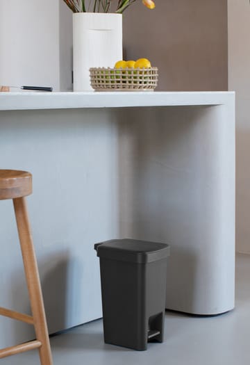 Cestino a pedale StepUp 10 L - Grigio scuro - Brabantia