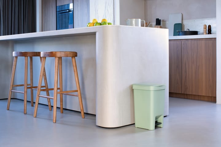 Cestino a pedale StepUp 16 L - Verde giada - Brabantia