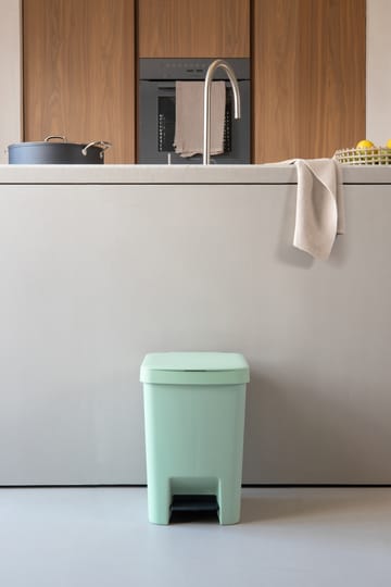 Cestino a pedale StepUp 25 L - Verde giada - Brabantia