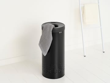 Cesto per la biancheria Brabantia con coperchio in plastica 35 L - Nero opaco - Brabantia