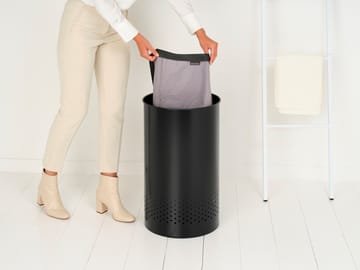 Cesto per la biancheria Brabantia con coperchio in plastica 60 L - Nero opaco - Brabantia