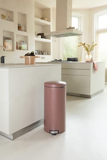 Pattumiera a pedale New Icon da 30 litri - Satin Taupe - Brabantia