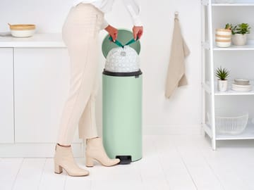 Pattumiera a pedale New Icon da 30 litri - Verde Giada - Brabantia