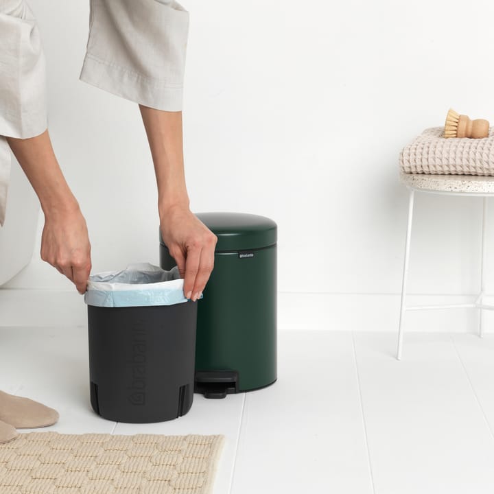 Pattumiera a pedale New Icon da 5 litri, pine green Brabantia