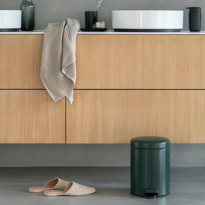 Pattumiera a pedale New Icon da 5 litri, pine green Brabantia