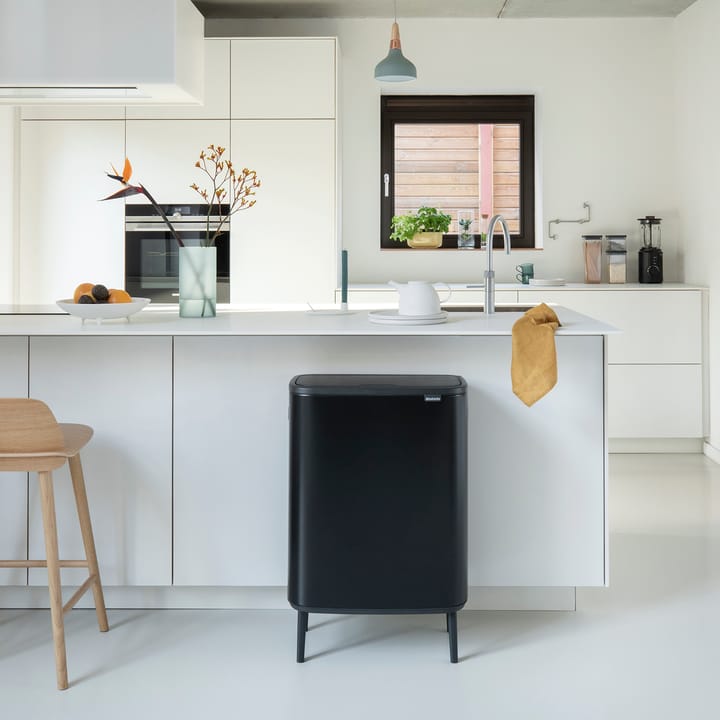 Pattumiera touch alta Bo 60 L, Nero opaco Brabantia