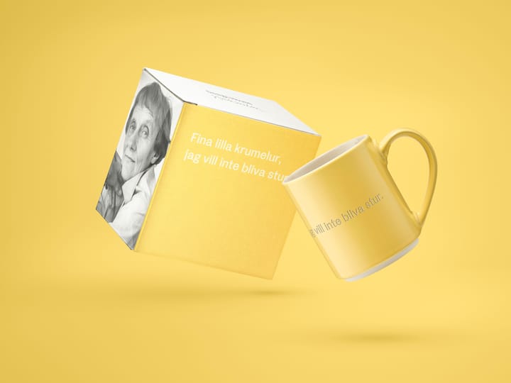 Tazza Astrid Lindgren "Fina lilla krumelur...", Testo svedese Design House Stockholm