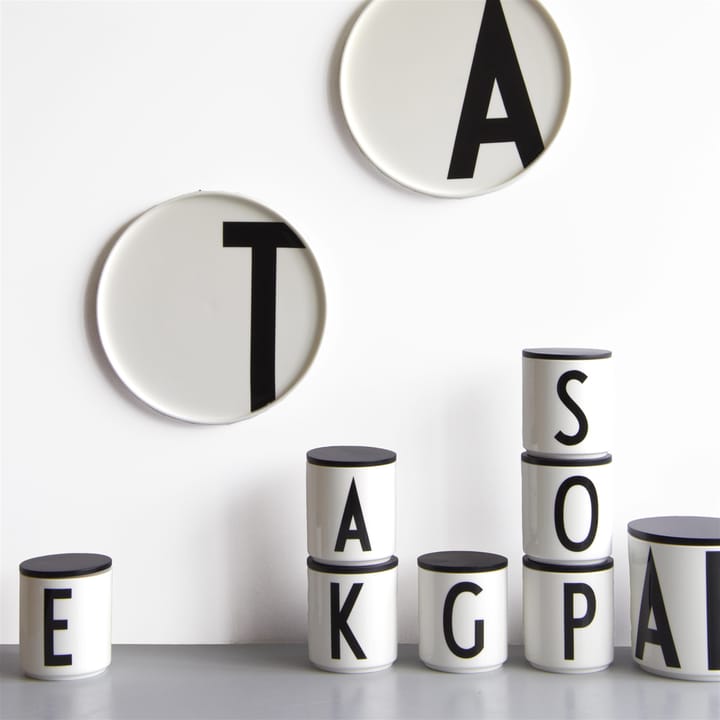 Tazzina Design Letters  - B - Design Letters