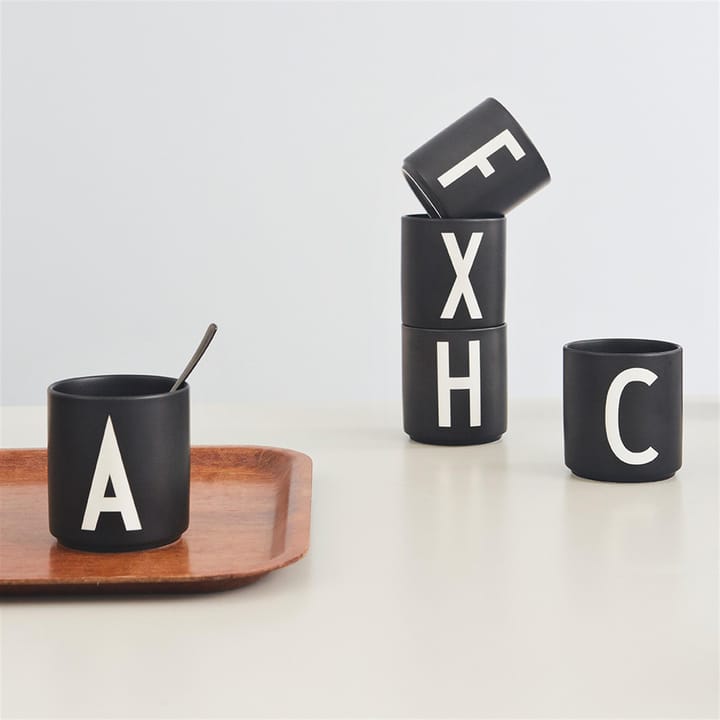 Tazzina Design Letters nera, A  Design Letters