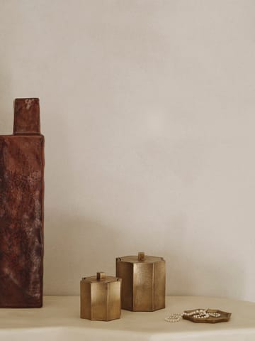 Candela profumata Otte 23 h - Brass finish - ferm LIVING