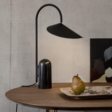 Lampada da tavolo Arum - Nero - ferm LIVING