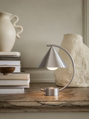 Lampada da tavolo Meridian - Acciaio spazzolato - ferm LIVING