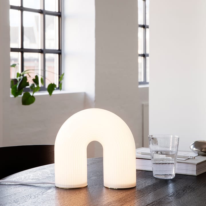 Lampada da tavolo Vuelta, bianco ferm LIVING