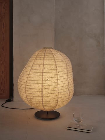 Lampada da terra Kurbis low - Natural-black - ferm LIVING