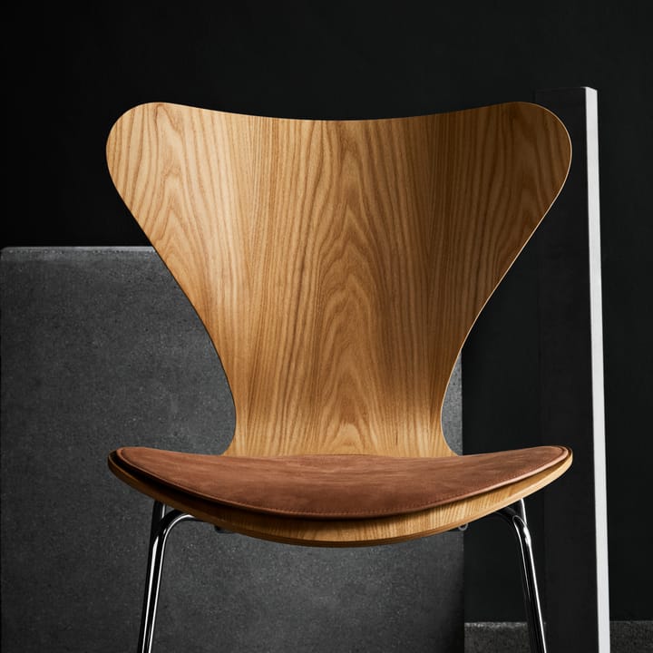 Cuscino per sedia Series 7 in pelle, Marrone Fritz Hansen