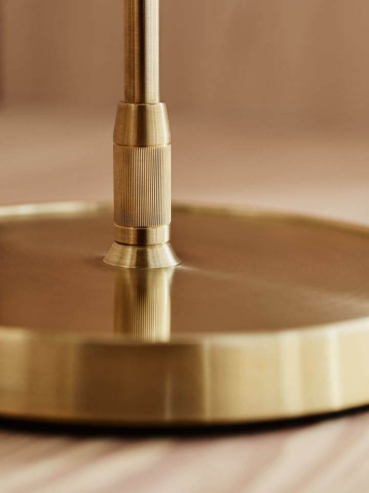 Lampada da tavolo Clam 50 cm, Opal-brass Fritz Hansen