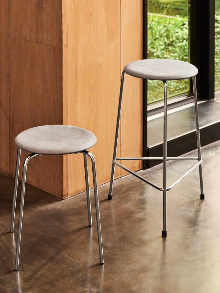 Sgabello in pelle High Dot - Lava grey-chrome - Fritz Hansen