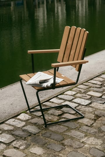 A2 poltrona - Untreated teak-black base - Grythyttan Stålmöbler