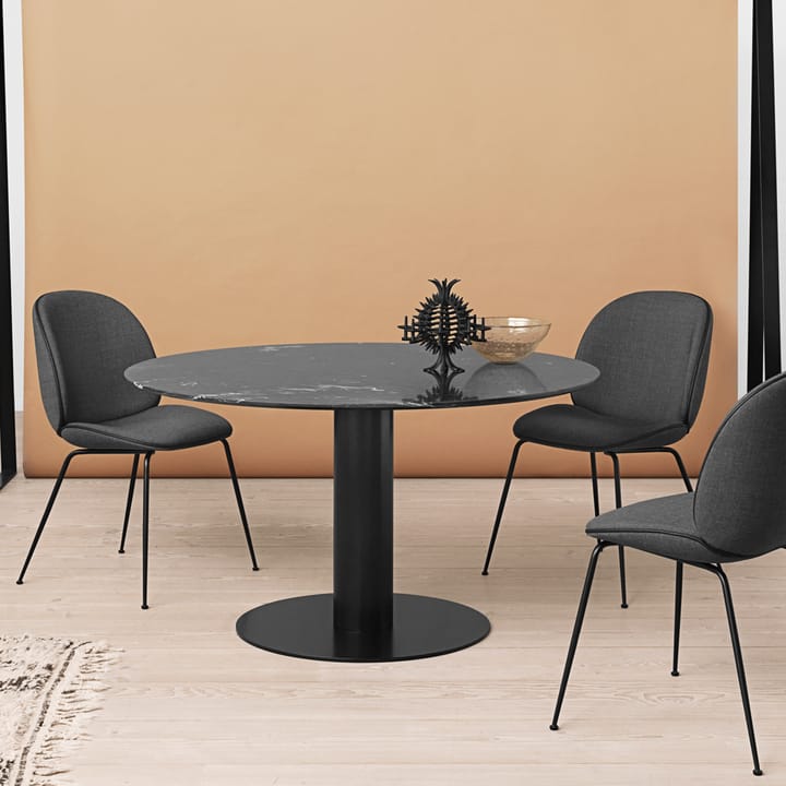 Tavolo da pranzo Gubi 2.0, marmo nero, Ø 130 cm, base in ottone GUBI