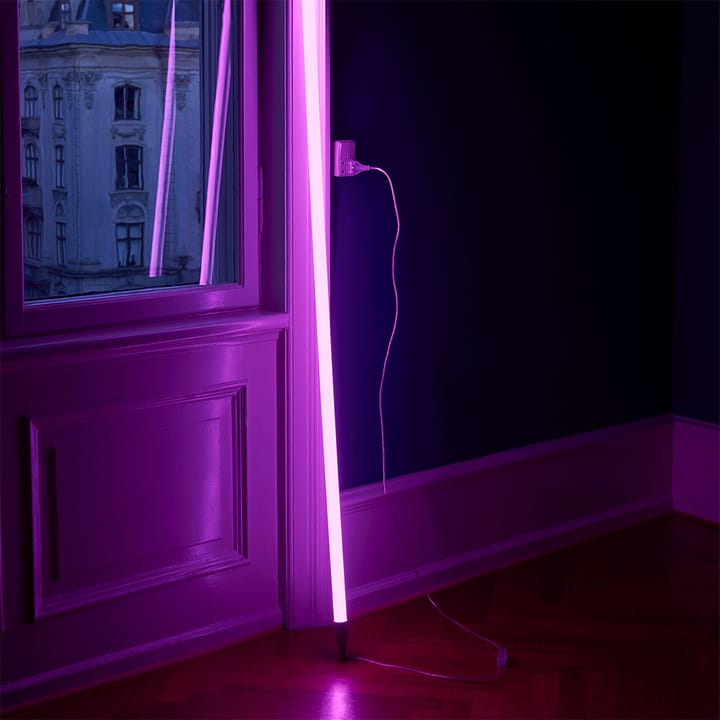 Lampada fluorescente Neon Tube 150 cm, Azzurro ghiaccio HAY