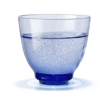 Bicchiere da acqua Flow 35 cl - Blu scuro - Holmegaard