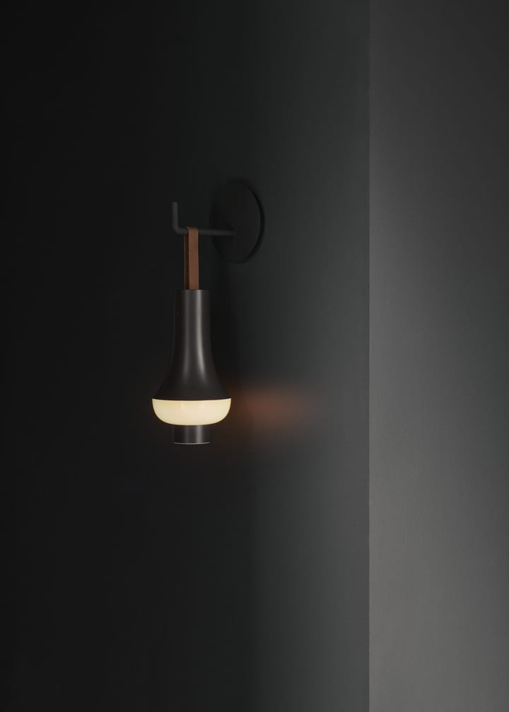 Lampada da tavolo Tomoshi Portable, Dark brown Louis Poulsen