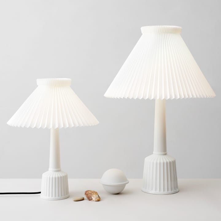 Lampada da tavolo Esben Klint, Bianco, h.65 cm Lyngby Porcelæn