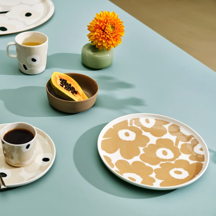 Piatto Unikko beige-bianco, Ø 25 cm
​ Marimekko