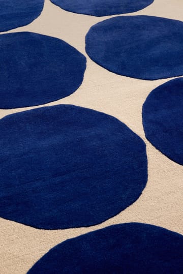 Tappeto in lana Isot Kivet - Blu, 140x200 cm - Marimekko