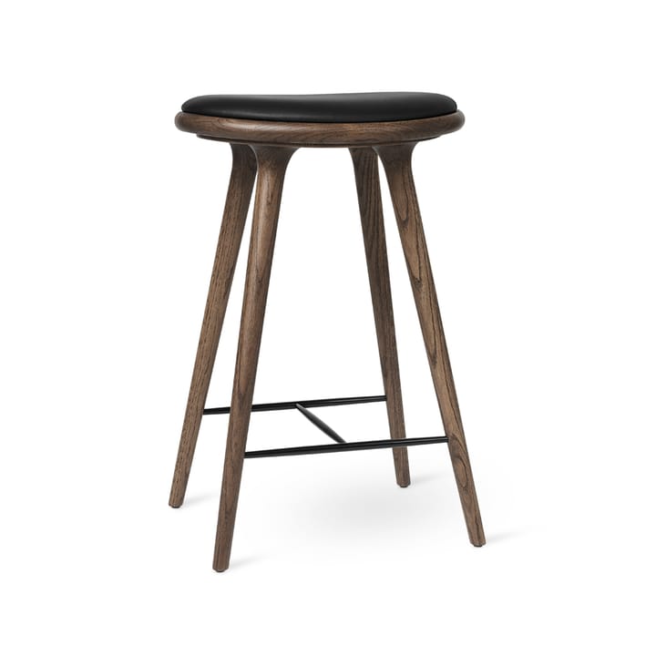 Sgabello da bar alto High, 74 cm, cuoio nero, base in rovere tinto scuro Mater