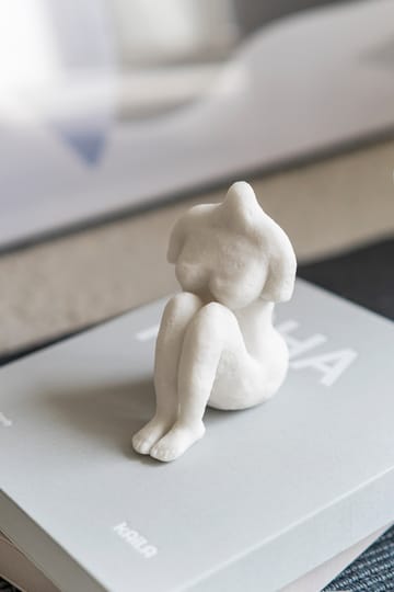 Art piece sitting woman 14 cm - Off-white - Mette Ditmer