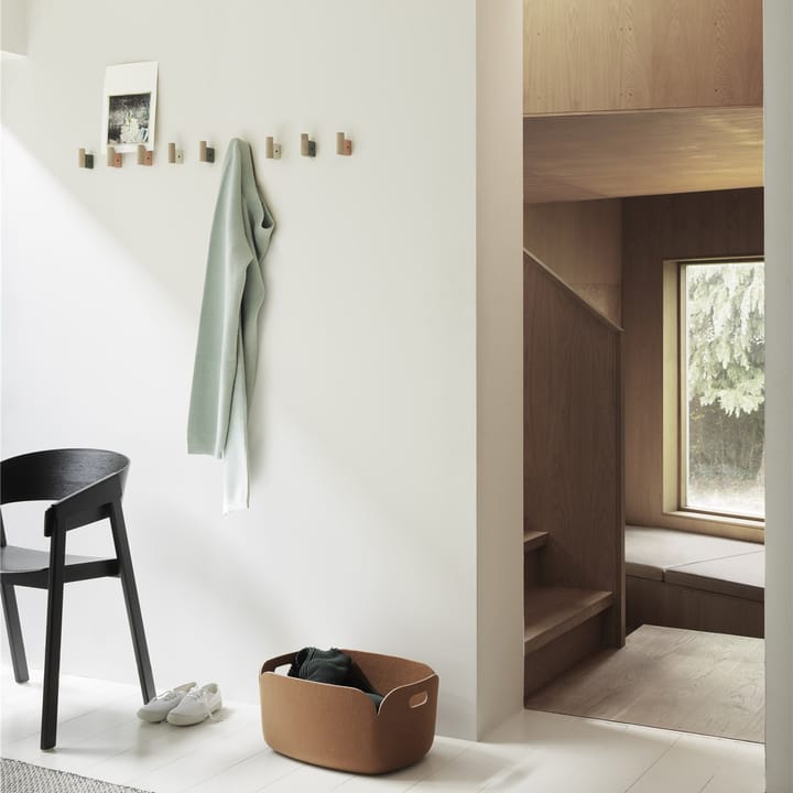 Gancio Attach confezione da 2, Rovere-alluminio Muuto