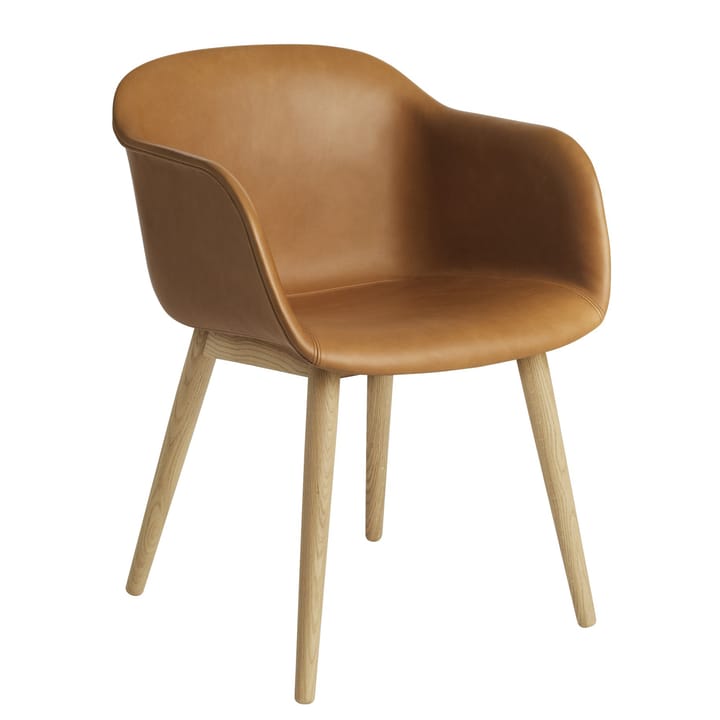 Poltrona Fiber con gambe in legno - Pelle lavorata con metodo Refine, cognac-rovere - Muuto