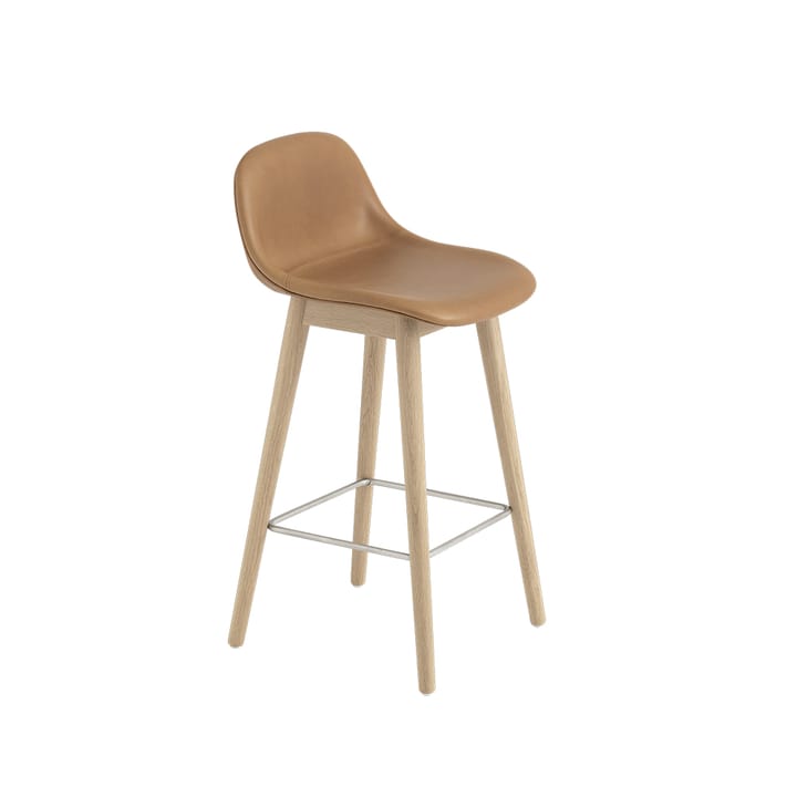 Sgabello da bar con schienale Fiber 65 cm - Pelle cognac lavorata con metodo Refine-gambe in rovere - Muuto