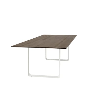 Tavolo da pranzo 70/70, 295x108 cm - Rovere massiccio affumicato, bianco - Muuto