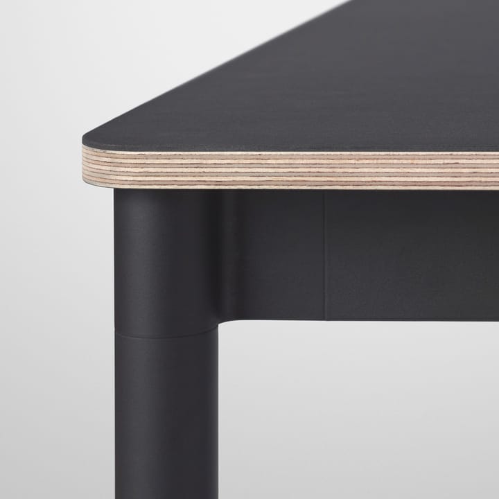 Tavolo da pranzo Base, nero, bordo in compensato, 190x85 cm Muuto