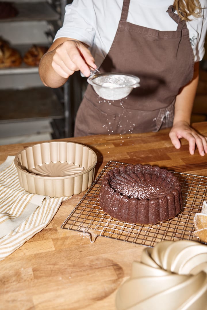 Stampo per dolci antiaderente Nordwik Daisy, Oro Nordwik