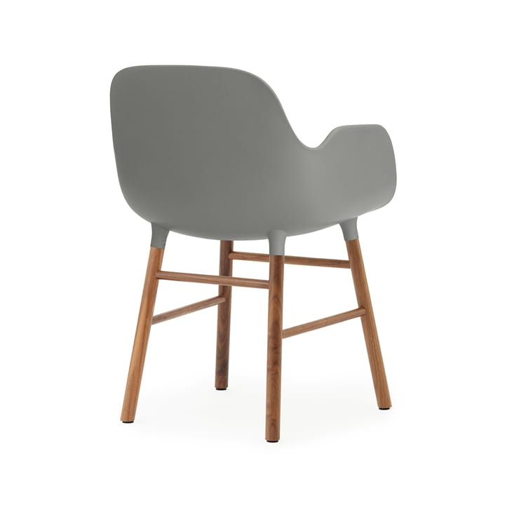 Sedia con braccioli Form - grigio, gambe in noce - Normann Copenhagen