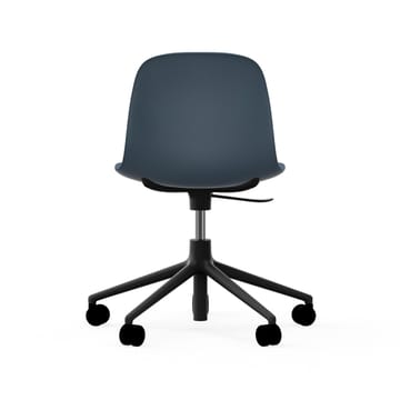 Sedia da ufficio girevole Form 5W - blu, alluminio nero, ruote - Normann Copenhagen