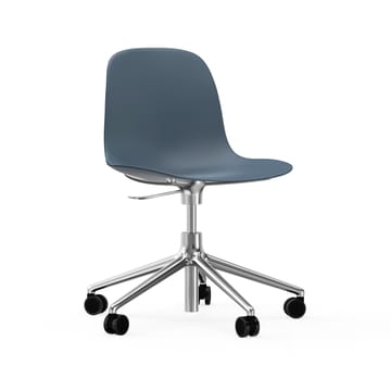 Sedia da ufficio girevole Form 5W - blu, alluminio, ruote - Normann Copenhagen