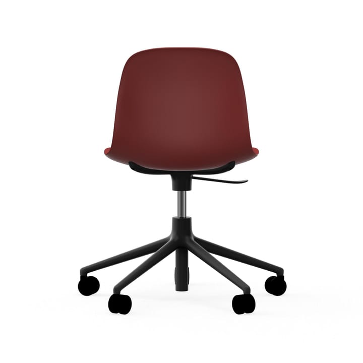 Sedia da ufficio girevole Form 5W - rosso, alluminio nero, ruote - Normann Copenhagen