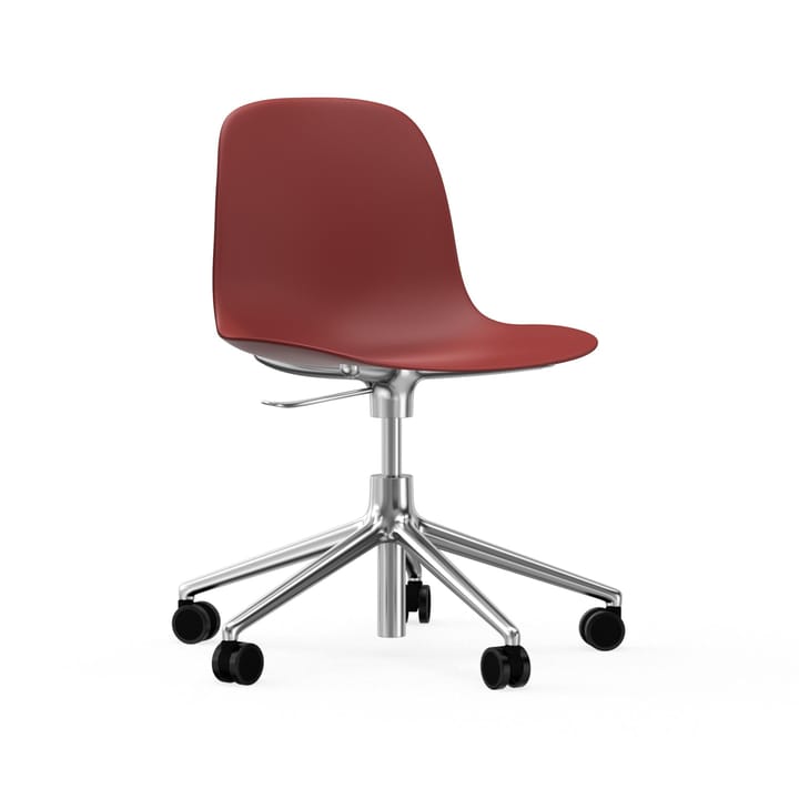 Sedia da ufficio girevole Form 5W - rosso, alluminio, ruote - Normann Copenhagen