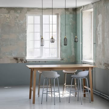 Sgabello da bar con gambe in metallo Hyg 75 cm - Grigio - Normann Copenhagen