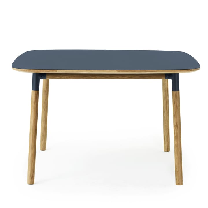 Tavolo Form 120x120 cm - blu - Normann Copenhagen