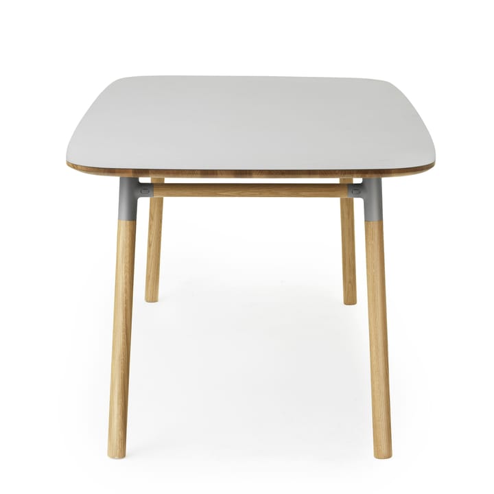 Tavolo Form, 95x200 cm - grigio - Normann Copenhagen