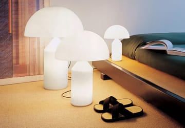 Lampada da tavolo Atollo medium 237 in vetro - Opal, medium - Oluce