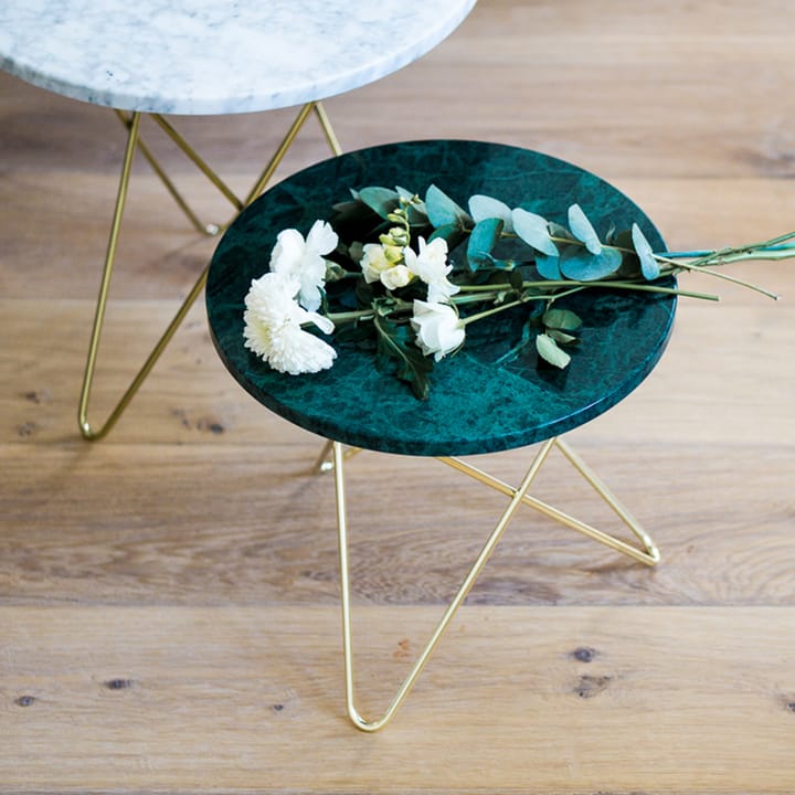 Tavolino Mini O Table, marmo Marquina, struttura laccata in nero OX Denmarq