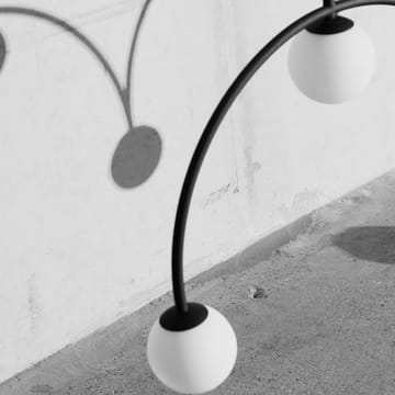 Lampadario Bounce 169 - nero, vetro opalino - Pholc