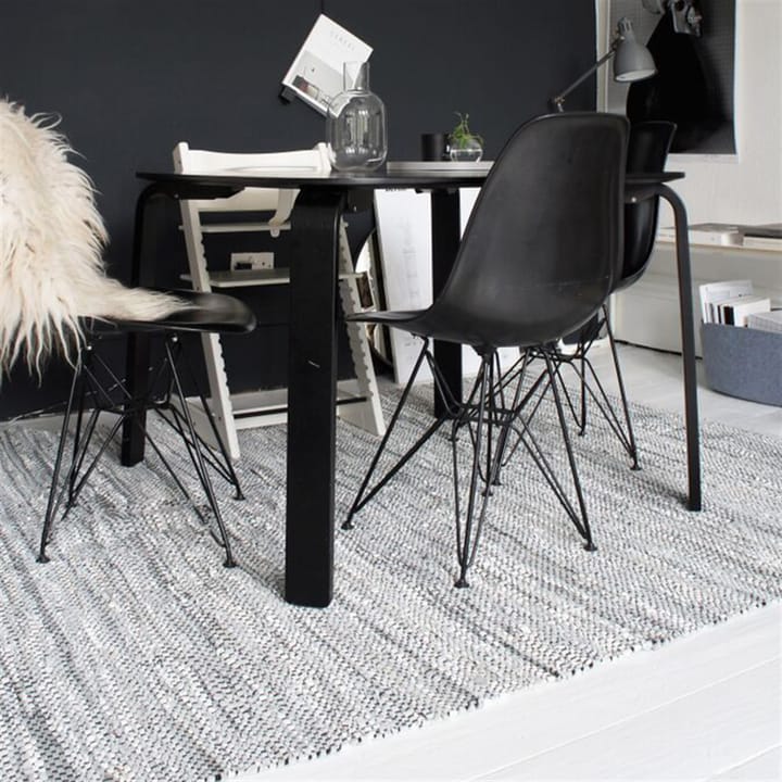 Tappeto Leather 140x200 cm, light grey (grigio chiaro) Rug Solid