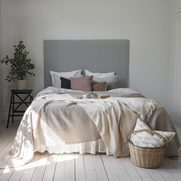 Plaid Rime , nude Scandi Living